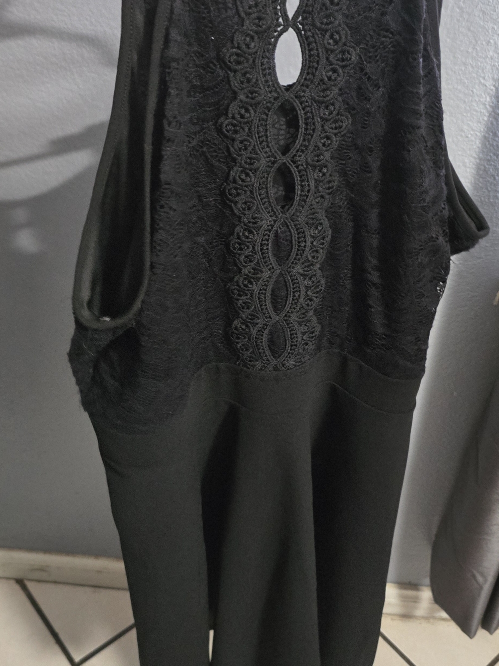 Black Lace Detail Sleeveless Dress